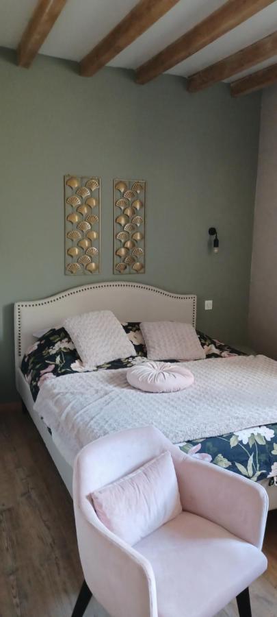Bed And Breakfast Au Champ Du Douits Saint-Agnan-le-Malherbe Εξωτερικό φωτογραφία